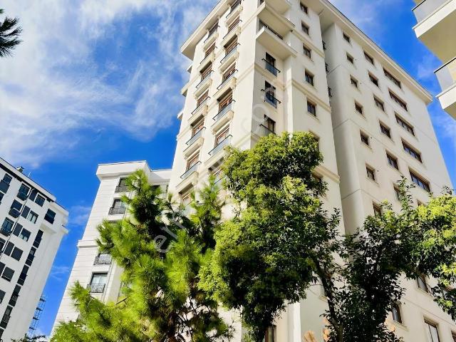 Kozyatağı Mahallesi, Kadıköy içerisinde satılık mülk