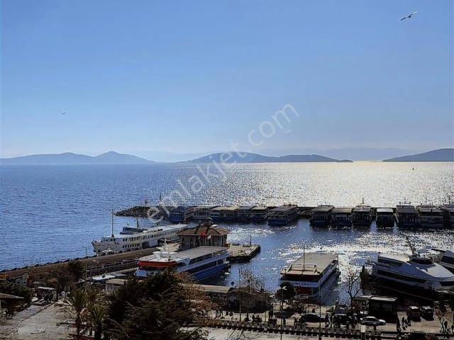 Kadiköy, İstanbul içerisinde kiralık mülk
