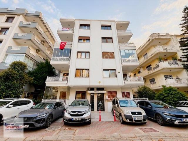 Bostanlı Mahallesi, Karşıyaka içerisinde satılık mülk