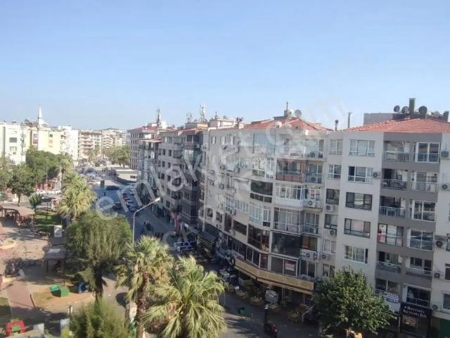 Karşiyaka, İzmir içerisinde kiralık mülk