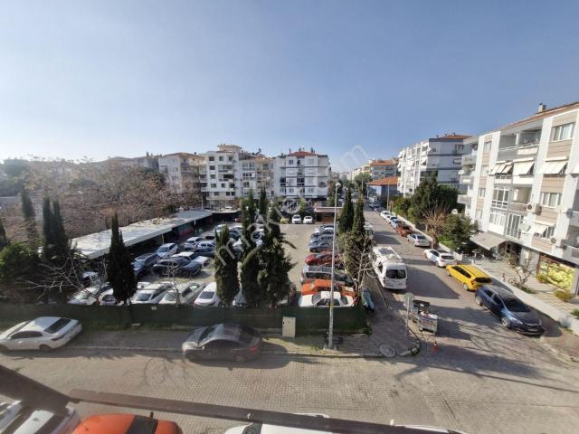 Karşiyaka, İzmir içerisinde satılık mülk