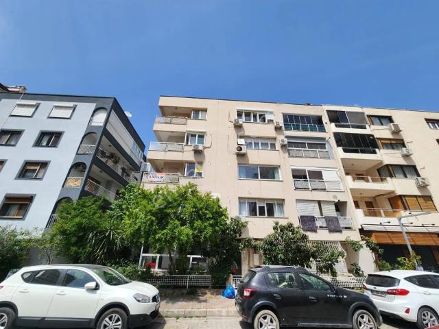 Karşiyaka, İzmir içerisinde kiralık mülk