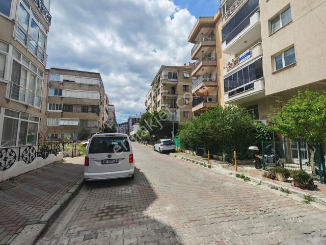 Karşiyaka, İzmir içerisinde satılık mülk