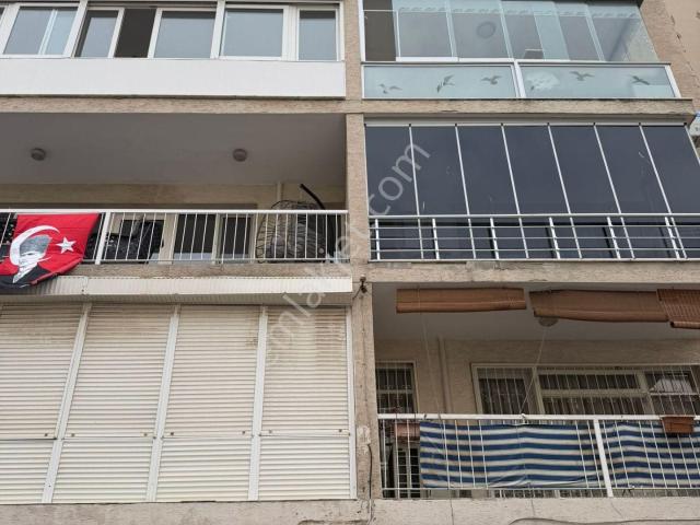 Karşiyaka, İzmir içerisinde kiralık mülk
