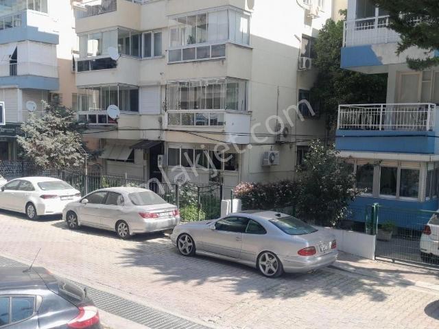 Karşiyaka, İzmir içerisinde kiralık mülk