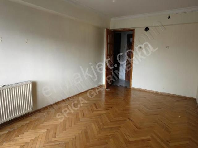 Karşiyaka, İzmir içerisinde kiralık mülk