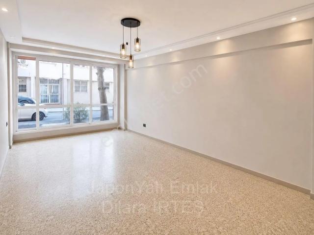 Karşiyaka, İzmir içerisinde kiralık mülk