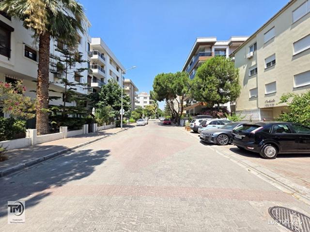 Karşiyaka, İzmir içerisinde satılık mülk