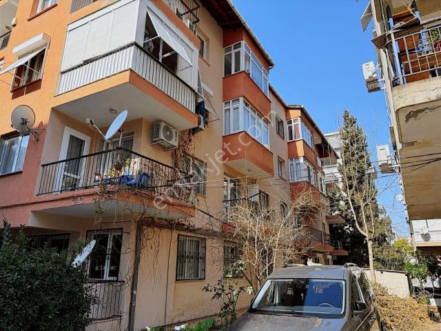 Karşiyaka, İzmir içerisinde kiralık mülk