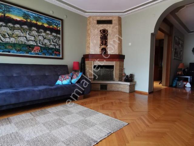 Karşiyaka, İzmir içerisinde satılık mülk