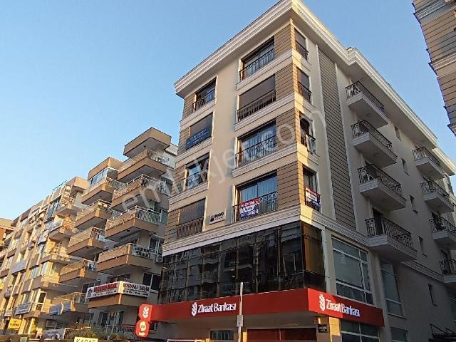 Karşiyaka, İzmir içerisinde satılık mülk