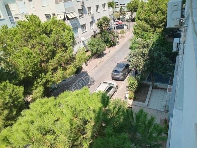 Karşiyaka, İzmir içerisinde kiralık mülk