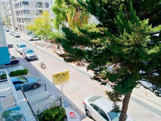 Karşiyaka, İzmir içerisinde kiralık mülk