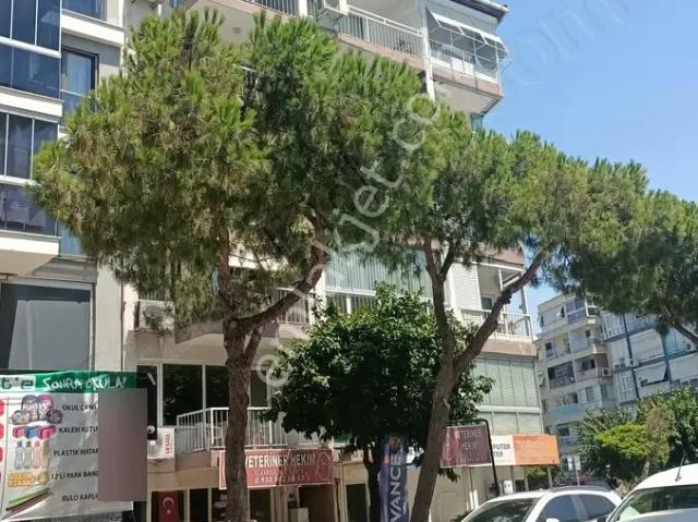 Bostanlı Mahallesi, Karşıyaka içerisinde kiralık mülk