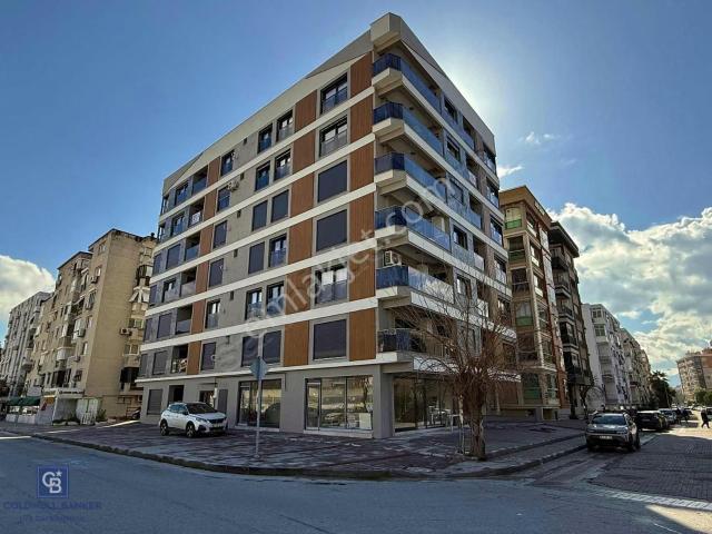 Bostanlı Mahallesi, Karşıyaka içerisinde satılık mülk