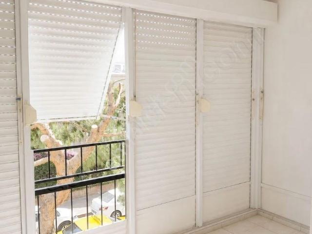 Karşiyaka, İzmir içerisinde kiralık mülk