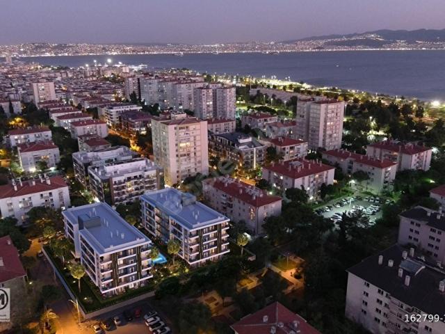 Karşiyaka, İzmir içerisinde satılık mülk