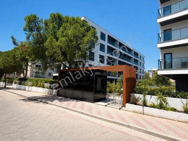 Karşiyaka, İzmir içerisinde kiralık mülk