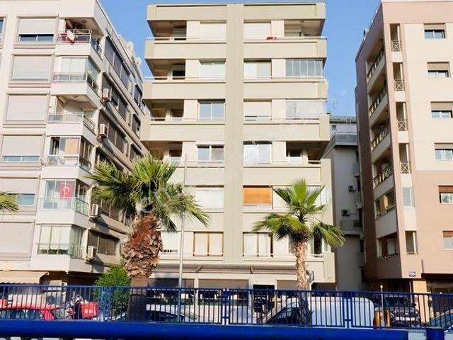 Bostanlı Mahallesi, Karşıyaka içerisinde kiralık mülk