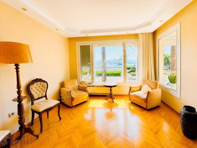 Karşiyaka, İzmir içerisinde kiralık mülk