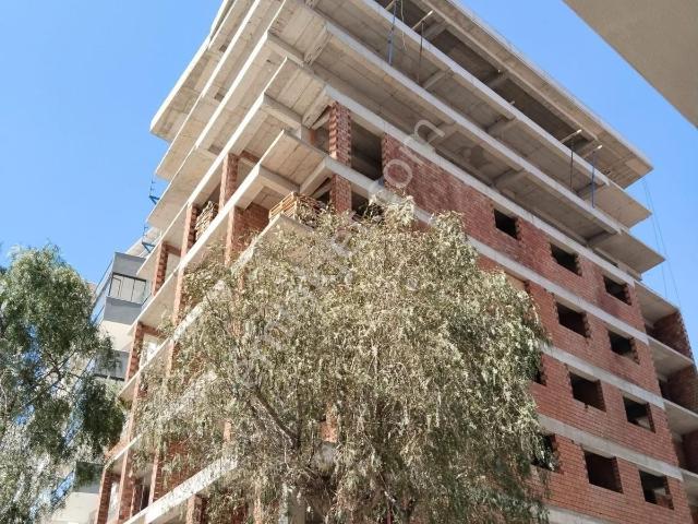 Karşiyaka, İzmir içerisinde satılık mülk