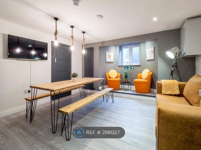 Room for rent in Phippsville, Northampton