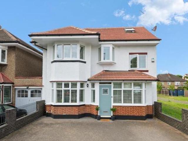 House for sale in Brentford End, Greater London