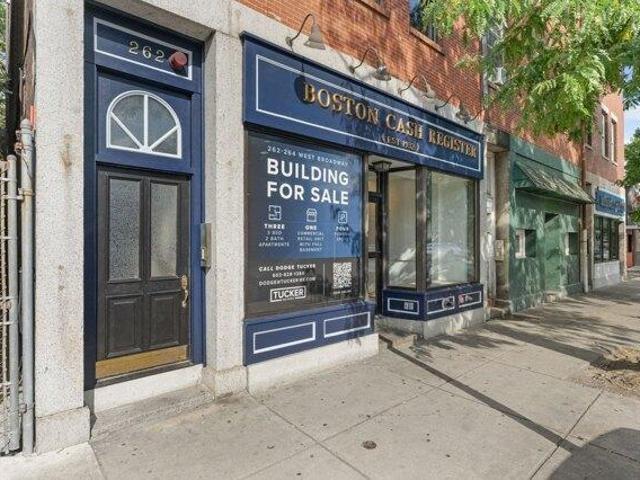 House for sale in Seaport, Boston