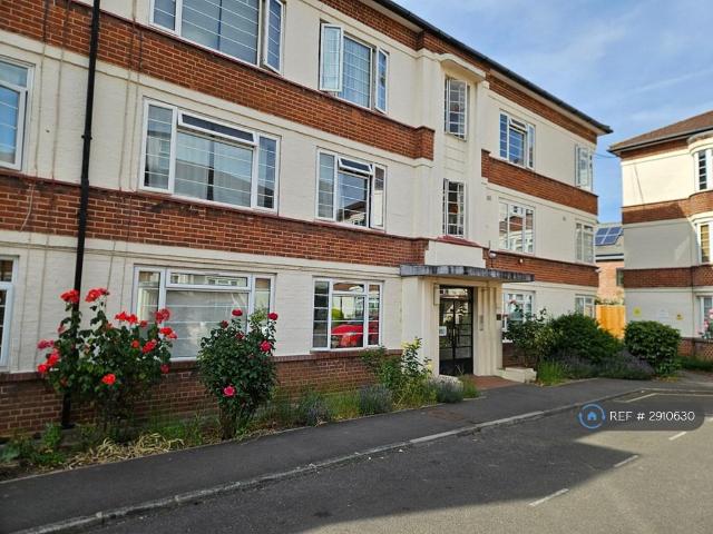 Apartment for rent in London Borough of Hounslow, Greater London