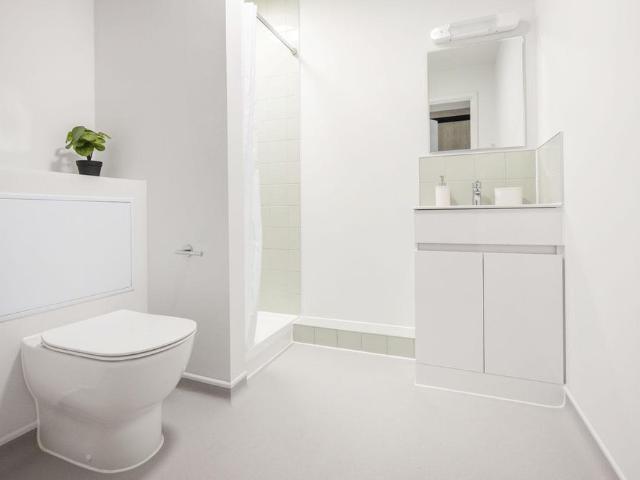 Studio for rent in London Borough of Hounslow, Spring Grove