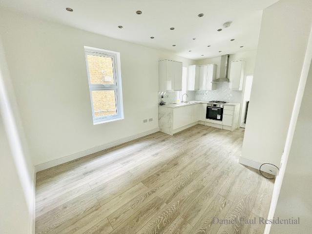 Apartment for rent in London Borough of Ealing, Greater London
