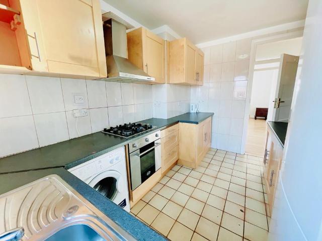 Apartment for rent in London Borough of Ealing, Hanwell