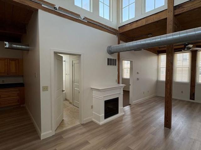 Apartment for rent in Whitman, Massachusetts