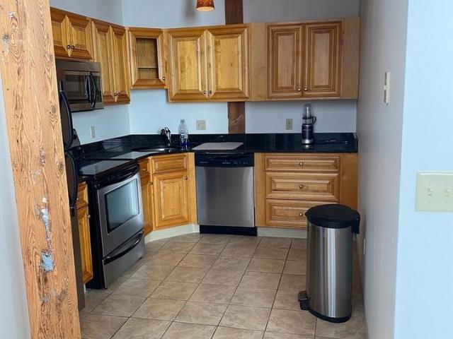 Apartment for rent in Whitman, Massachusetts