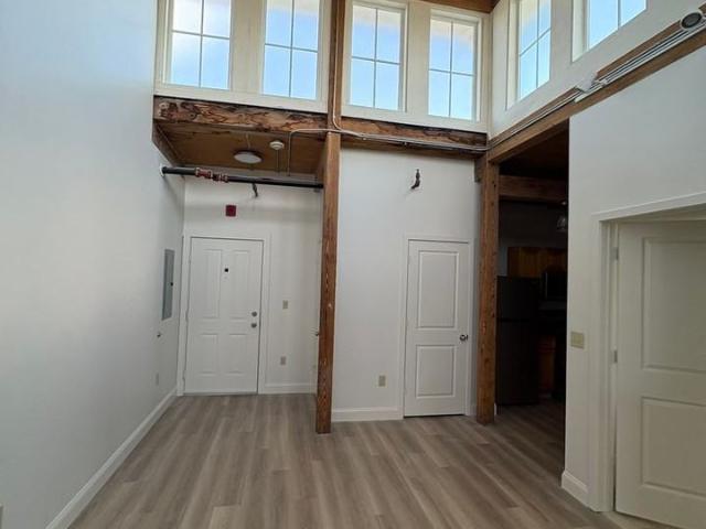 Apartment for rent in Whitman, Massachusetts