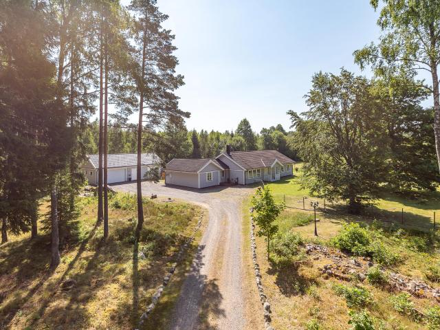 Villa till salu i Kronoberg