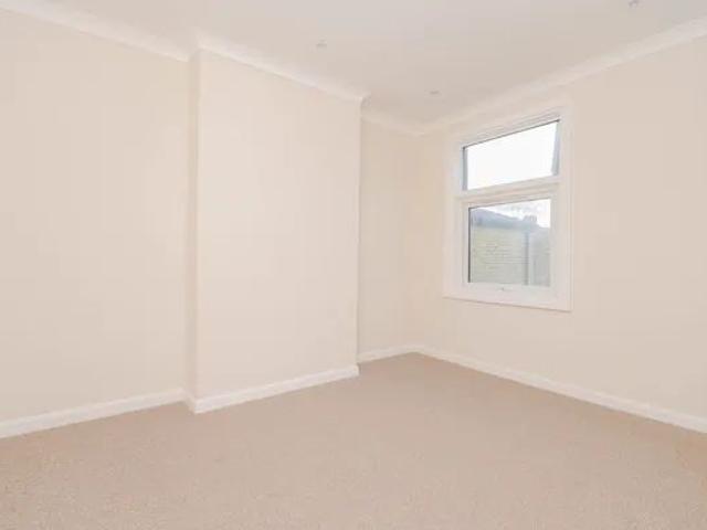 Apartment for rent in London Borough of Croydon, Thornton Heath
