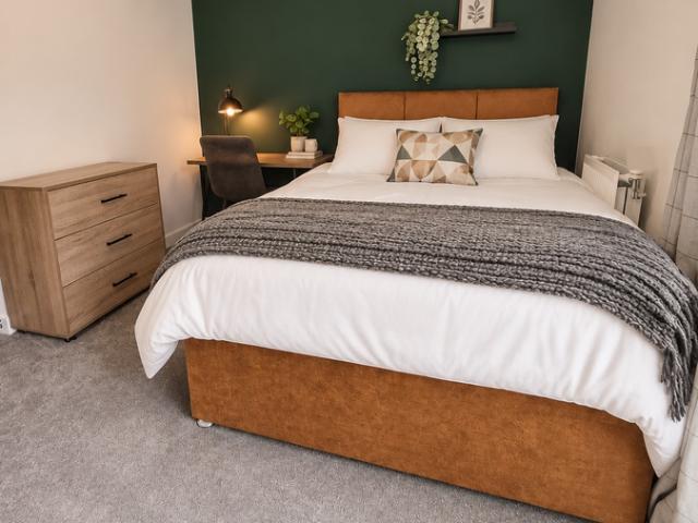 Room for rent in St Crispin's, Upton