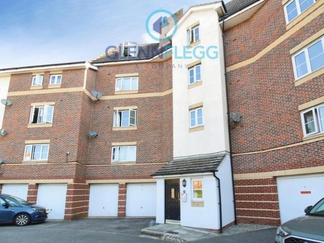 Apartment for rent in Slough