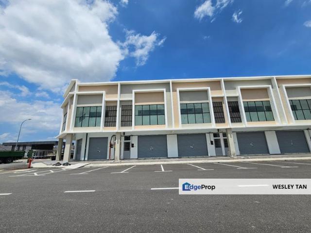 Shop for rent in Malaka