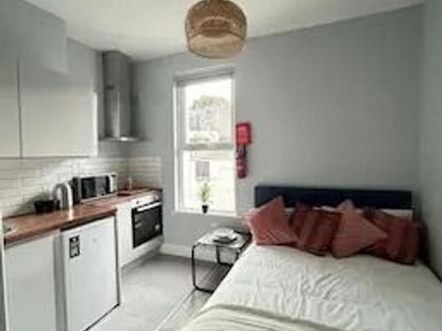 Apartment to rent in Bluebell, North Tipperary