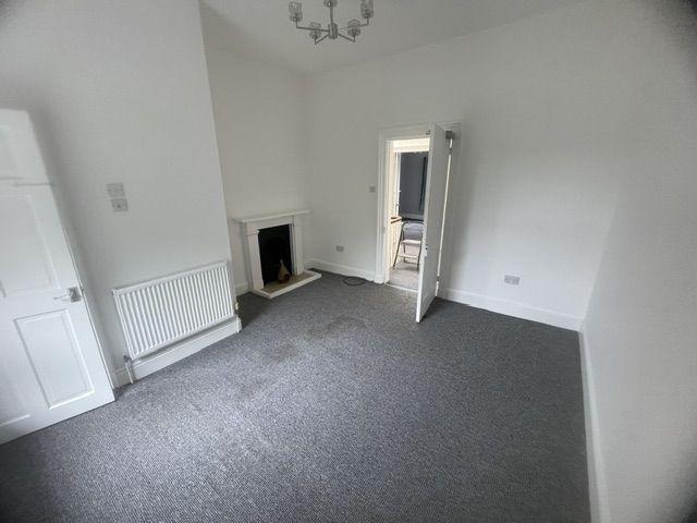 House for rent in Elm Park, Calderstones