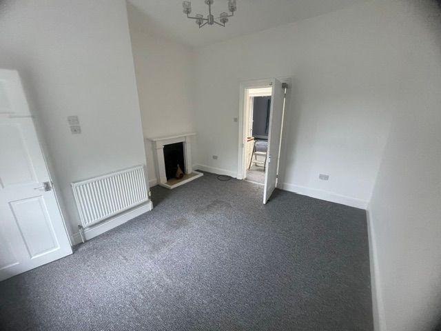 Room for rent in Elm Park, Calderstones