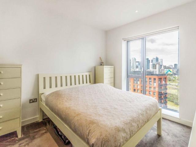 House for rent in London City Island, Blackwall