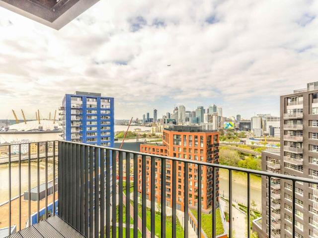 Apartment for rent in London City Island, Blackwall