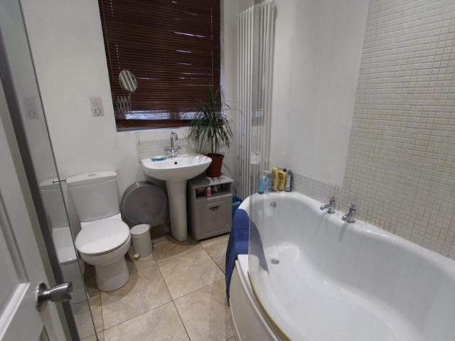Apartment for rent in Broomhill, South Yorkshire