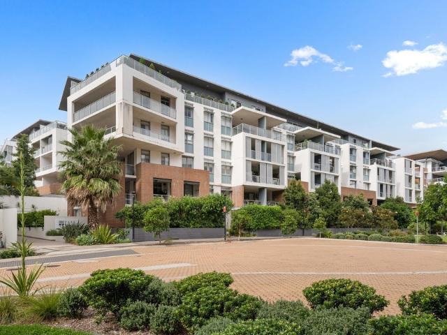 House for rent in Botany