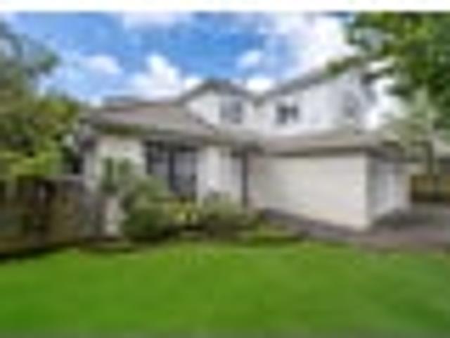 House for rent in Botany Downs, Auckland