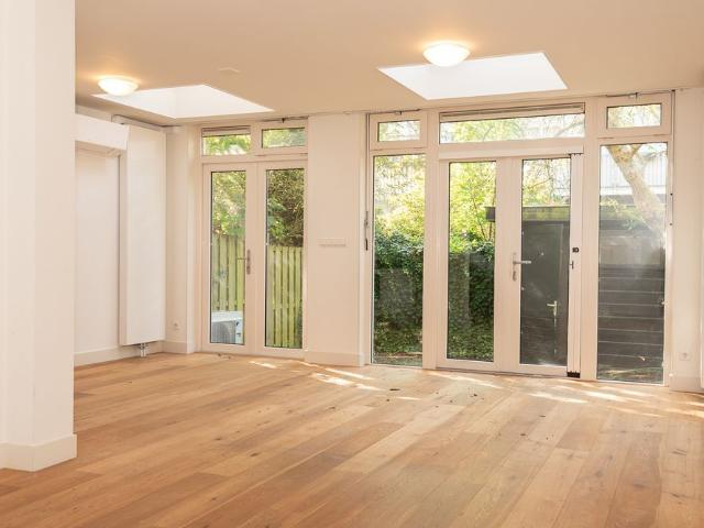 Appartement te huur in Zuid, Amsterdam