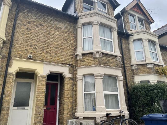 Studio for rent in Osney, The Slade